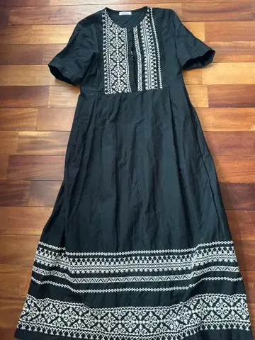 [새상품급] 안도마이라 FELISSIMO 코튼 럭셔리 자수 롱 원피스