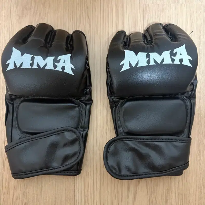 MMA 오픈 핑거 글러브 판매 (급처)