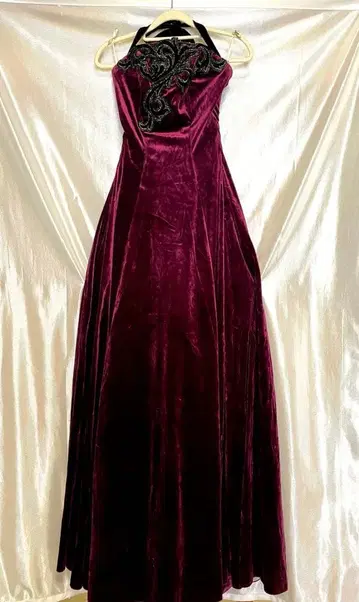 빈티지 롱 드레스 벨벳 와인 컬러