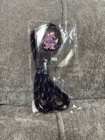 [레어 새상품] tuki. 최초기 굿즈 스마트폰 스트랩