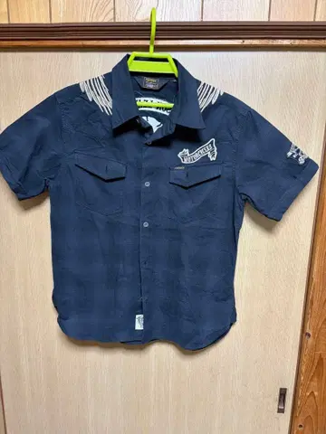 Vanson 네이비 워크 셔츠 스컬 자수