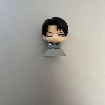 진격의 거인 리바이 오네무탄 피규어