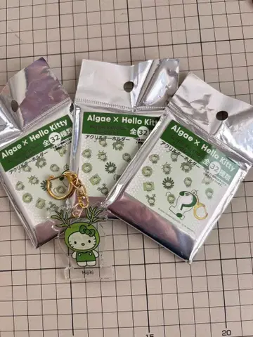 오사카 일본관 Hello Kitty 아크릴 키링 미개봉 3개