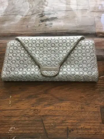 HIROKO HAYASHI 지라솔레 실버 장지갑