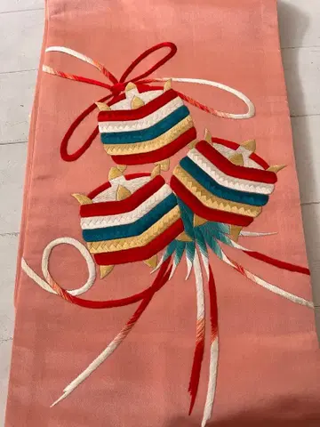 앤티크 핑크 자수 가득 실타래