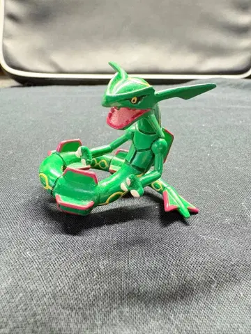 포켓몬 레쿠자 몬코레 피규어