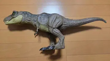 새상품급 티라노사우루스 쥬라기 월드 피규어 약 50cm 음성 있음