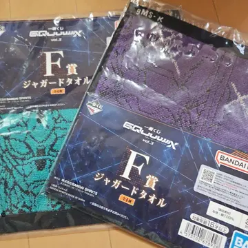 기동전사 건담 GQuuuuuuX (지크 액스) vol.3 F상 상품 2개