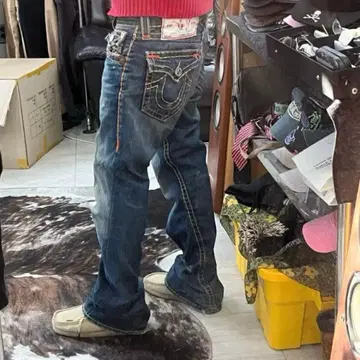 true religion billy super T28