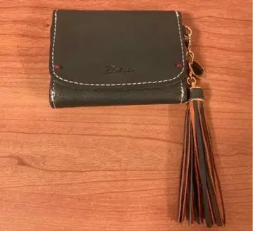 [ 새상품급 ] Dakota 다크 그린 3단 폴더형 지갑 태슬 포함