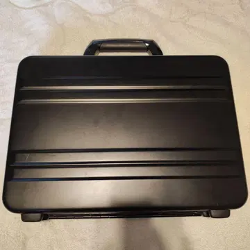 ZERO HALLIBURTON 비즈니스 백 블랙