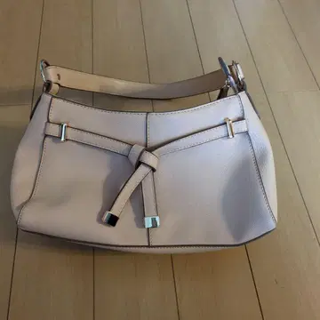 라이트 핑크 핸드백