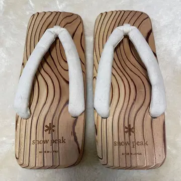 새상품 스노우피크 히타 일본 나막신 화이트 정가 9900엔