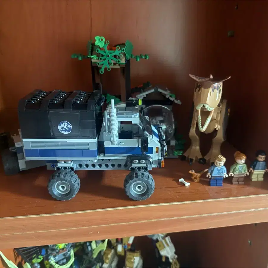 t,i！ Lego Jurassic Park 2 Dinosaur Set on Bunjang Global Site.