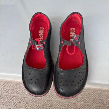 캠퍼 여성 신발