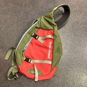 레어 patagonia Atom 8L 슬링백