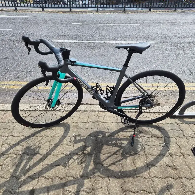 사바카시스 r8000 시마노울데그라 카본로드자전거