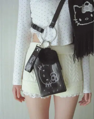 PELLICULE HELLOKITTYcharm pouchshoulder