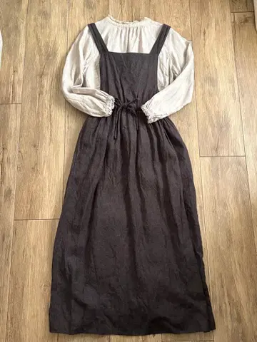 사만사 모스모스 린넨 에이프런 원피스