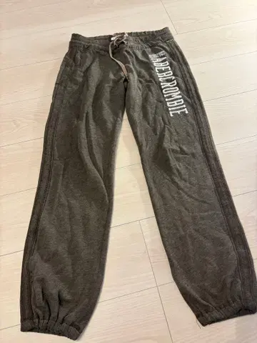 Abercrombie 그레이 맨투맨