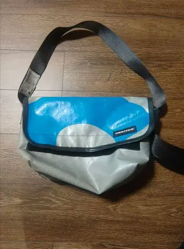 FREITAG 숄더백 파랑 그레이