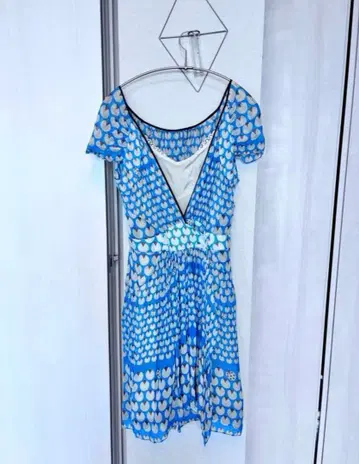 츠모리치사토 TSUMORI CHISATO 텐토무시 원피스 무릎 기장