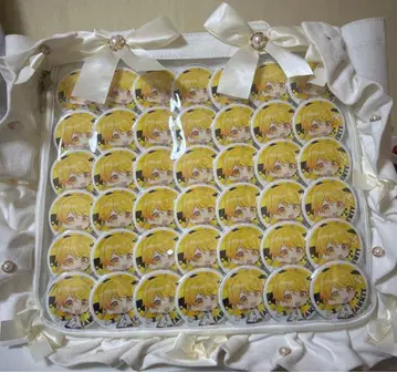 앰프택 AMPTAK x COLORS 캔뱃지 이타백 이타백 아키이