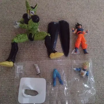 드래곤볼 피규어 모음