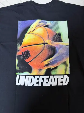 UNDEFEATED 농구 T셔츠 블랙