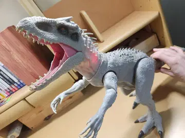 마텔 쥬라기 월드 인도미누스 렉스