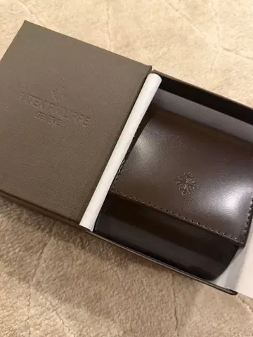 파텍 필립 시계 가죽 케이스