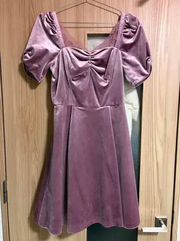 퍼플 벨벳 드레스