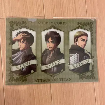 진격의 거인 롱 코트 클리어 파일 리바이 엘렌 엘빈