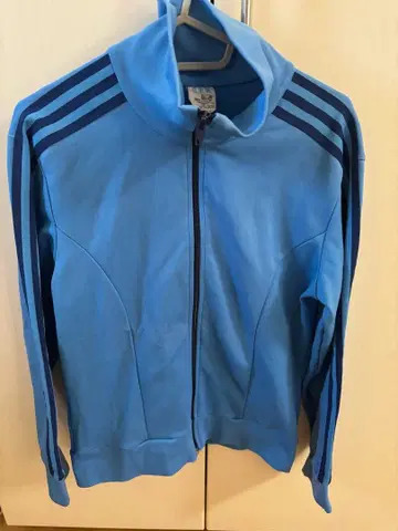 adidas 라이트 블루 트랙 자켓 올드
