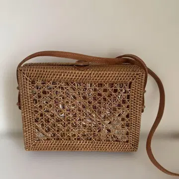 아타백 바스켓백 여름 가방 발리산 시스루 무늬 바스켓백