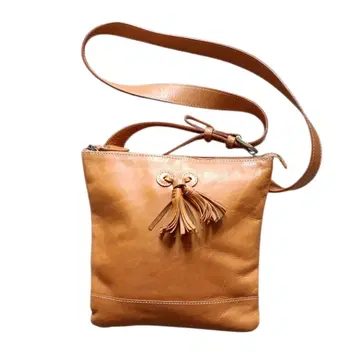 Dakota [ 샬롯 ] 가죽 숄더백