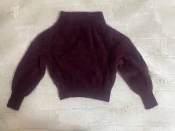 스나이델 폭스&알파카 오프숄더 니트 와인 프리 사이즈