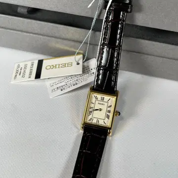 새상품 미사용 SEIKO SSEH006 여성용 워치
