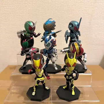 제일복권 가면라이더 피규어 8체 세트