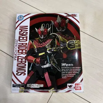 shfiguarts 가면라이더 제로노스 제로폼 피규어