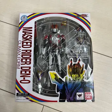 shfiguarts 가면라이더 덴오 클라이맥스 폼 피규어