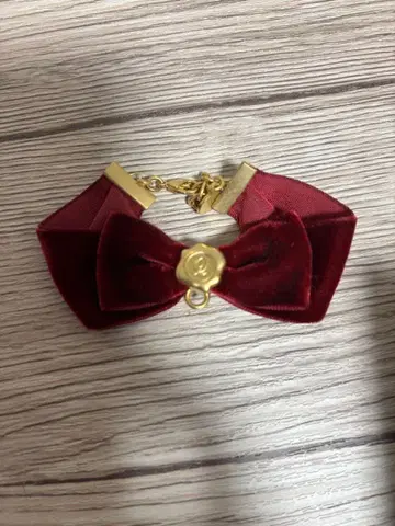 Q-pot 팔찌 고르는 행복 벨벳 리본