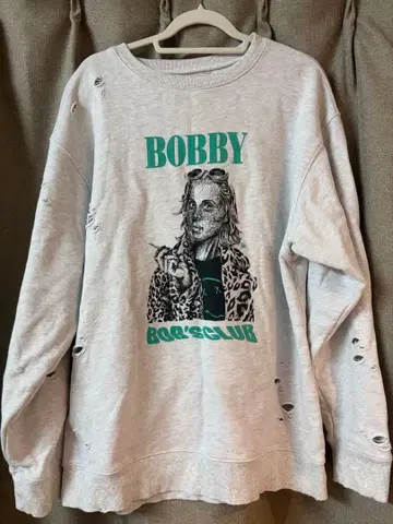 Bobby 그래픽 데미지 맨투맨