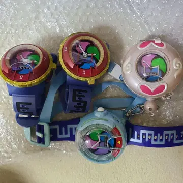 요괴워치 본체 후미쨩 외 3점