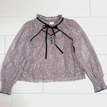 pium 피움 바이컬러 레이스 케이프 긴팔 블라우스 핑크