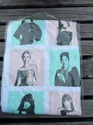 IVE 왈츠 [ SHOW WHAT IAM ] 티셔츠 M 사이즈