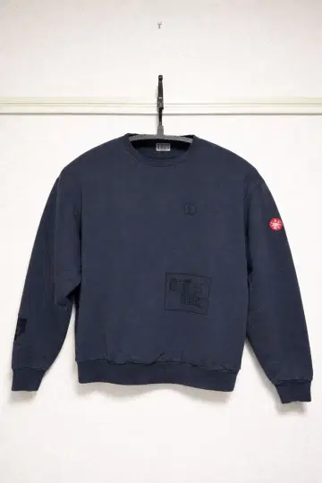 C.E / Cavempt 네이비 맨투맨