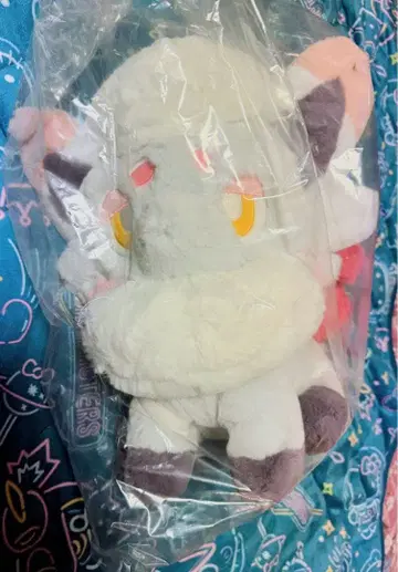 푹신푹신 안고 다니는 봉제 인형 비취 조로아 포켓몬 센터