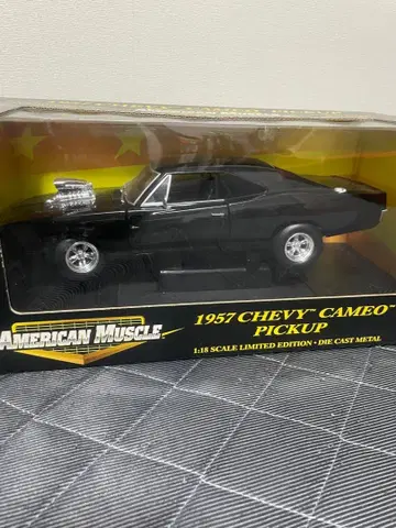 1957 Chevy Cameo Pickup 1:18 다이캐스트