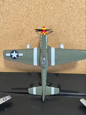 코기제 1/72 다이캐스트. 미 육군 항공대 머스탱.